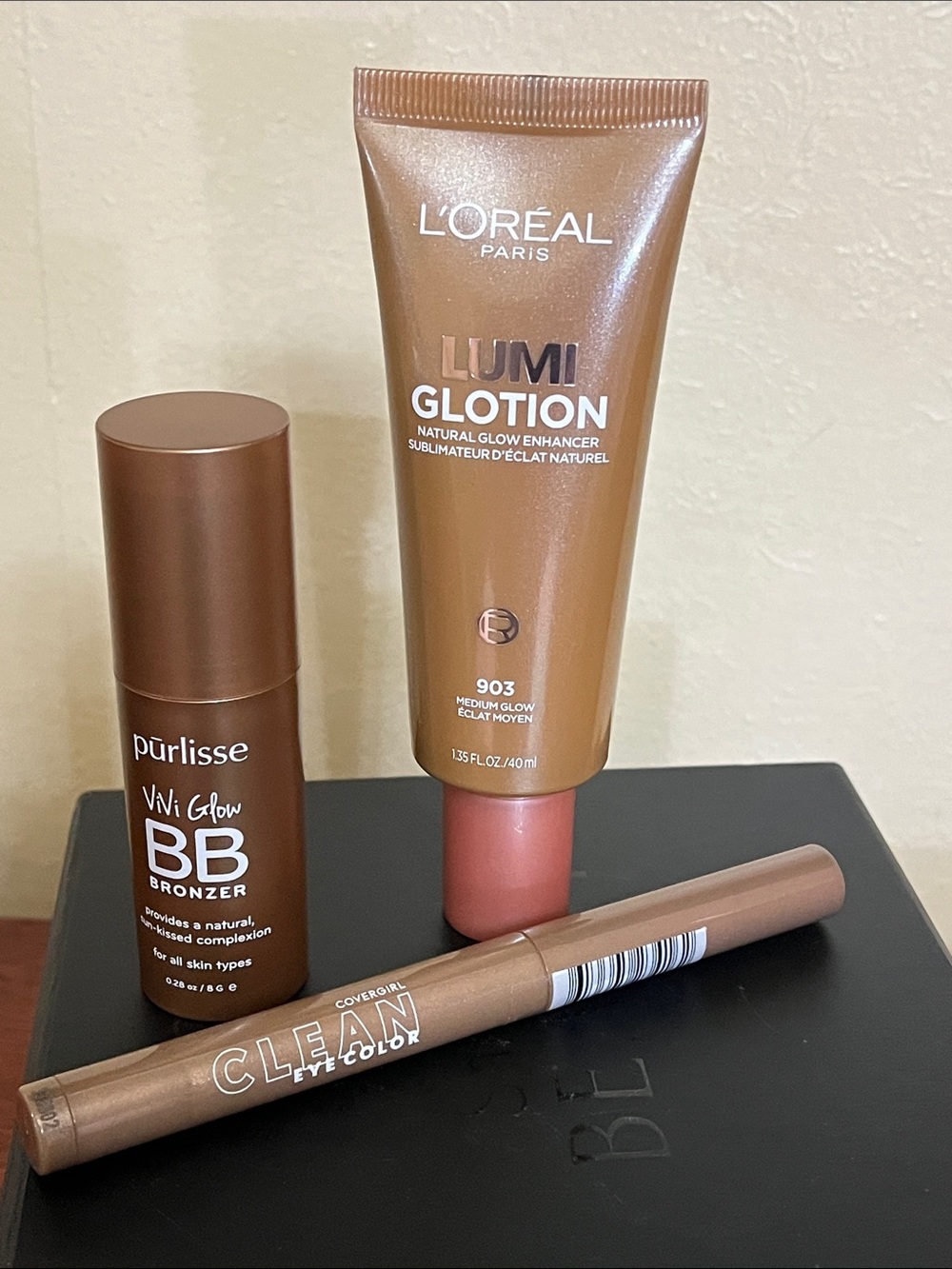 Makeup lot L’Oréal lumi glotion Purlisse bronzer covergirl eyeshadow